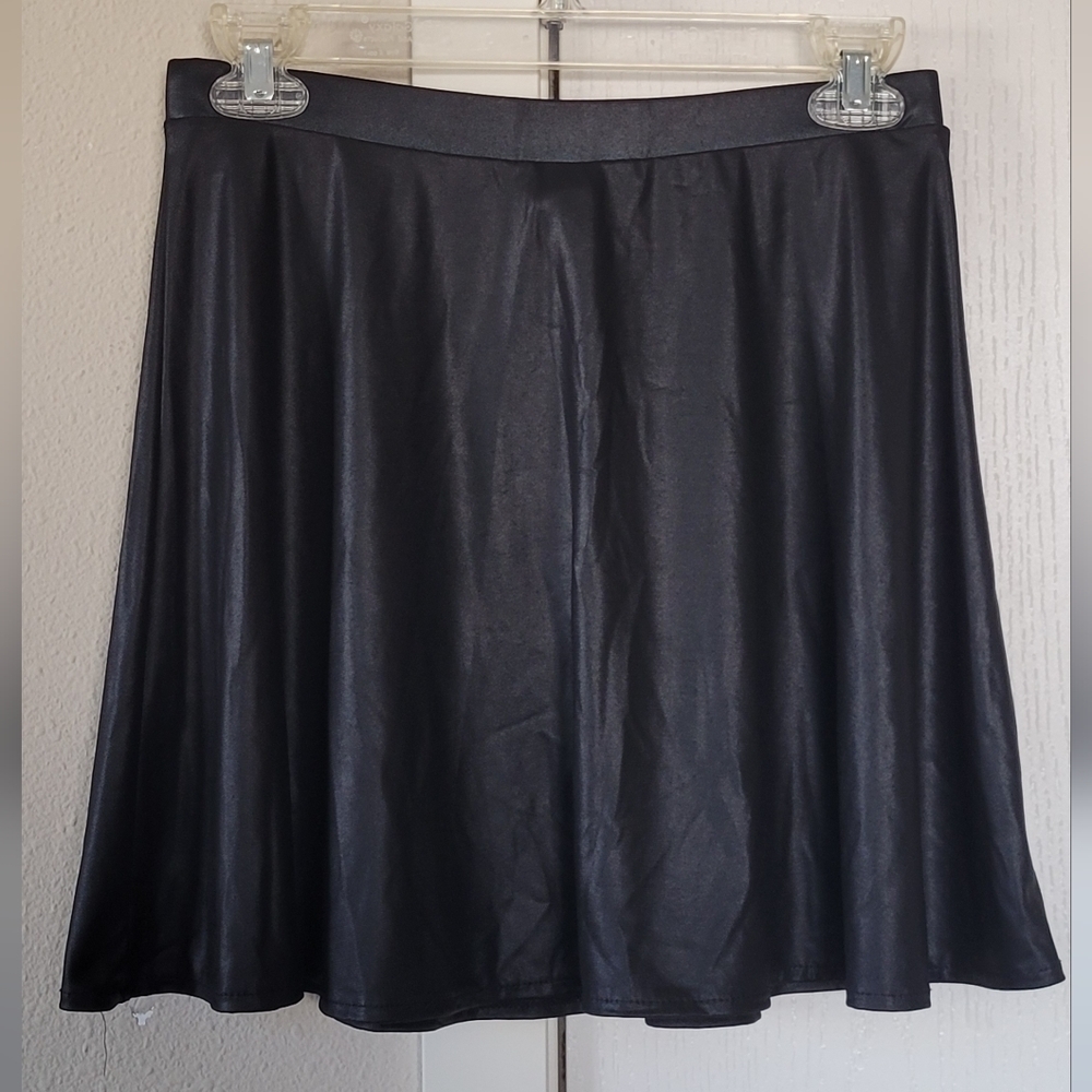 Forever 21 Faux Leather A Line Mini High Waist Stretchy Skirt